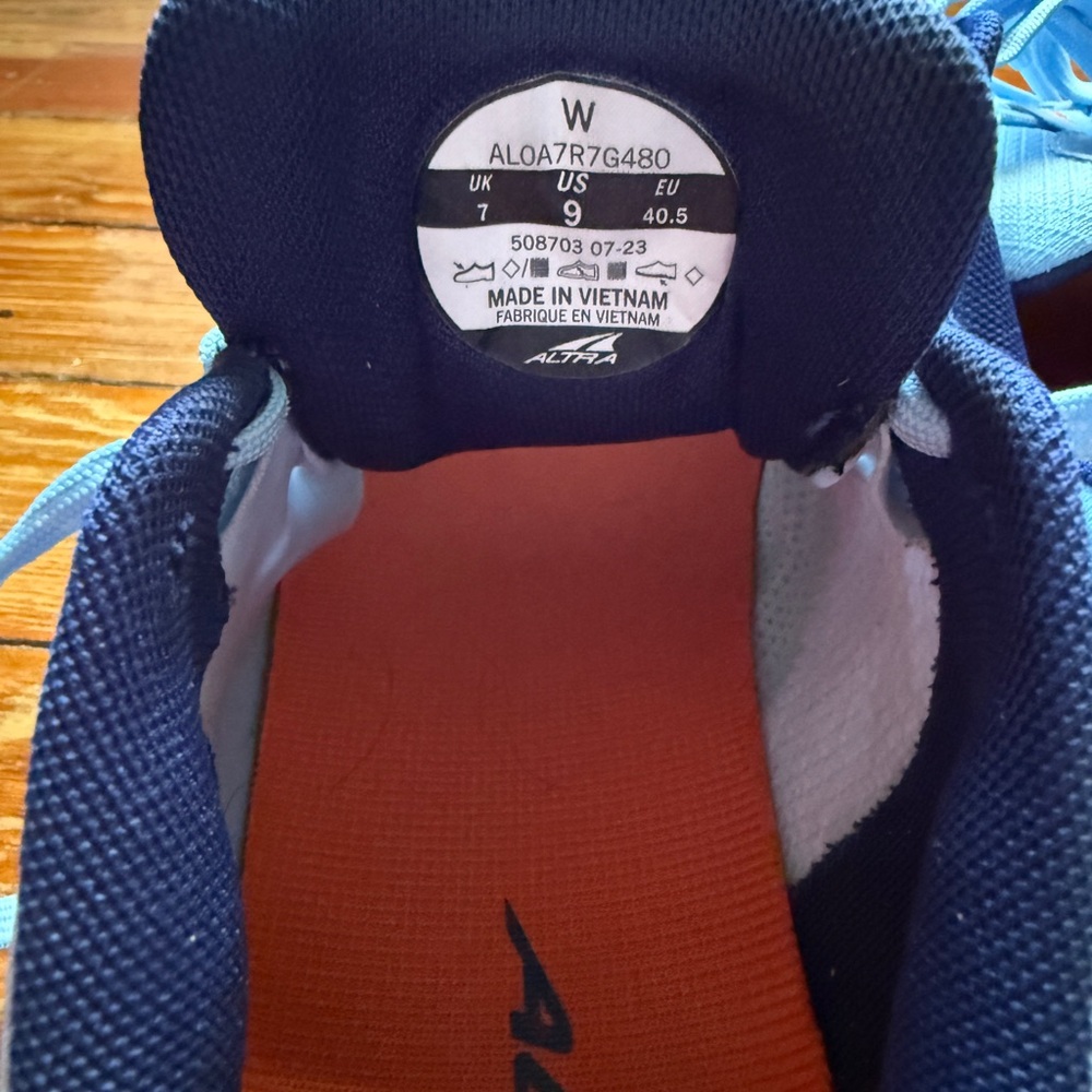 Altra Women’s Lone Peak 7 - Picture 4 of 5